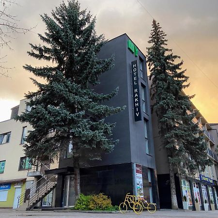 Rakhiv Hotel&Apartments Buitenkant foto