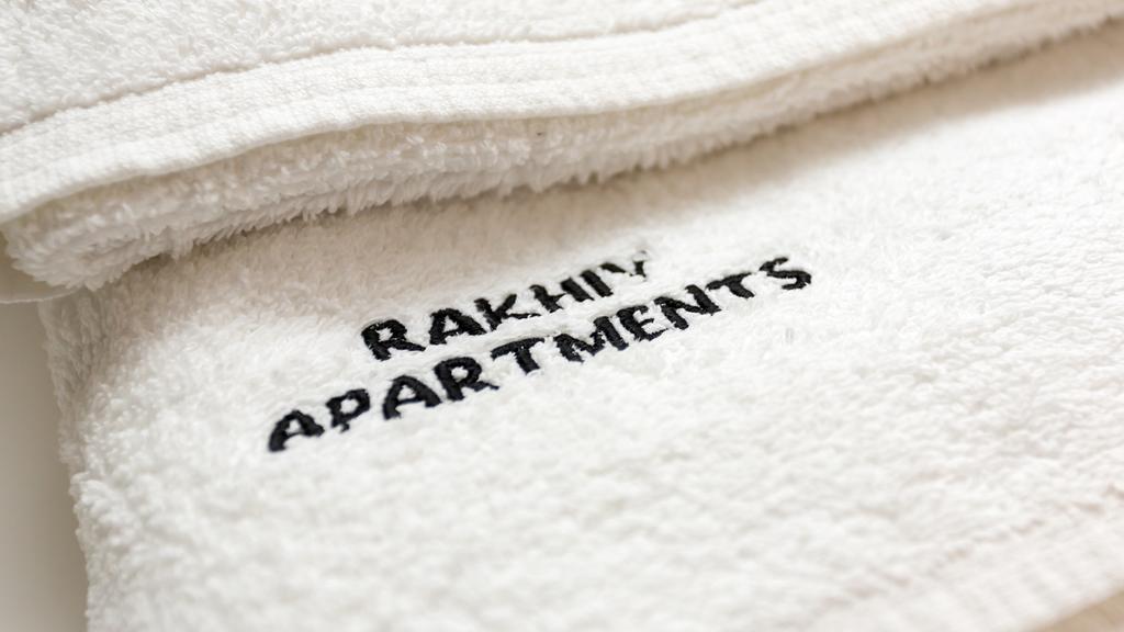 Rakhiv Hotel&Apartments Buitenkant foto